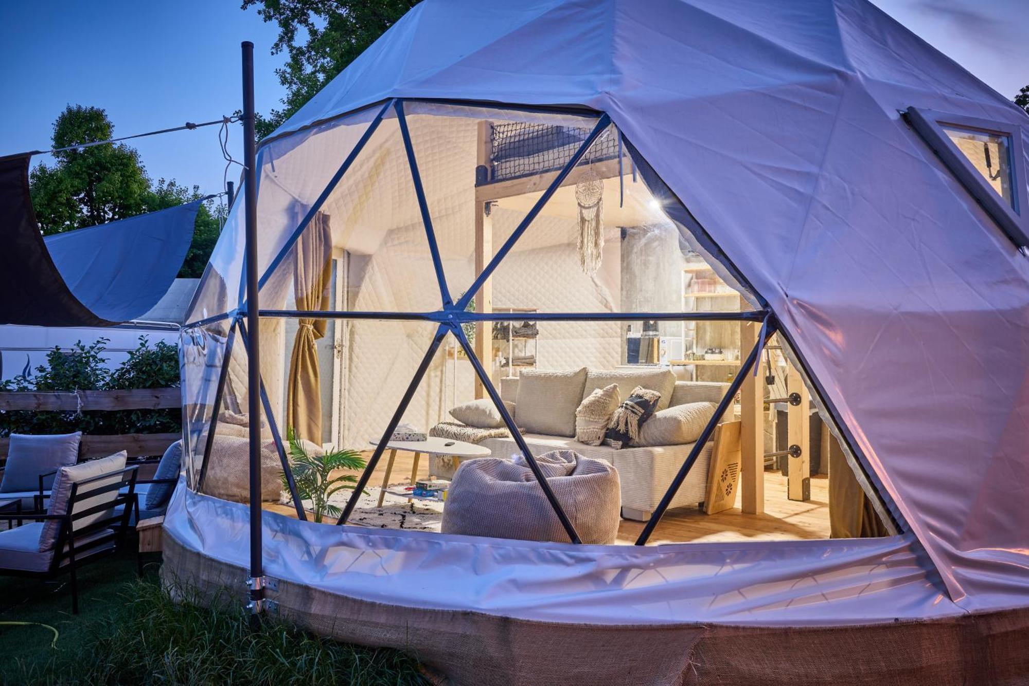 ホテル Glamping Slapy エクステリア 写真